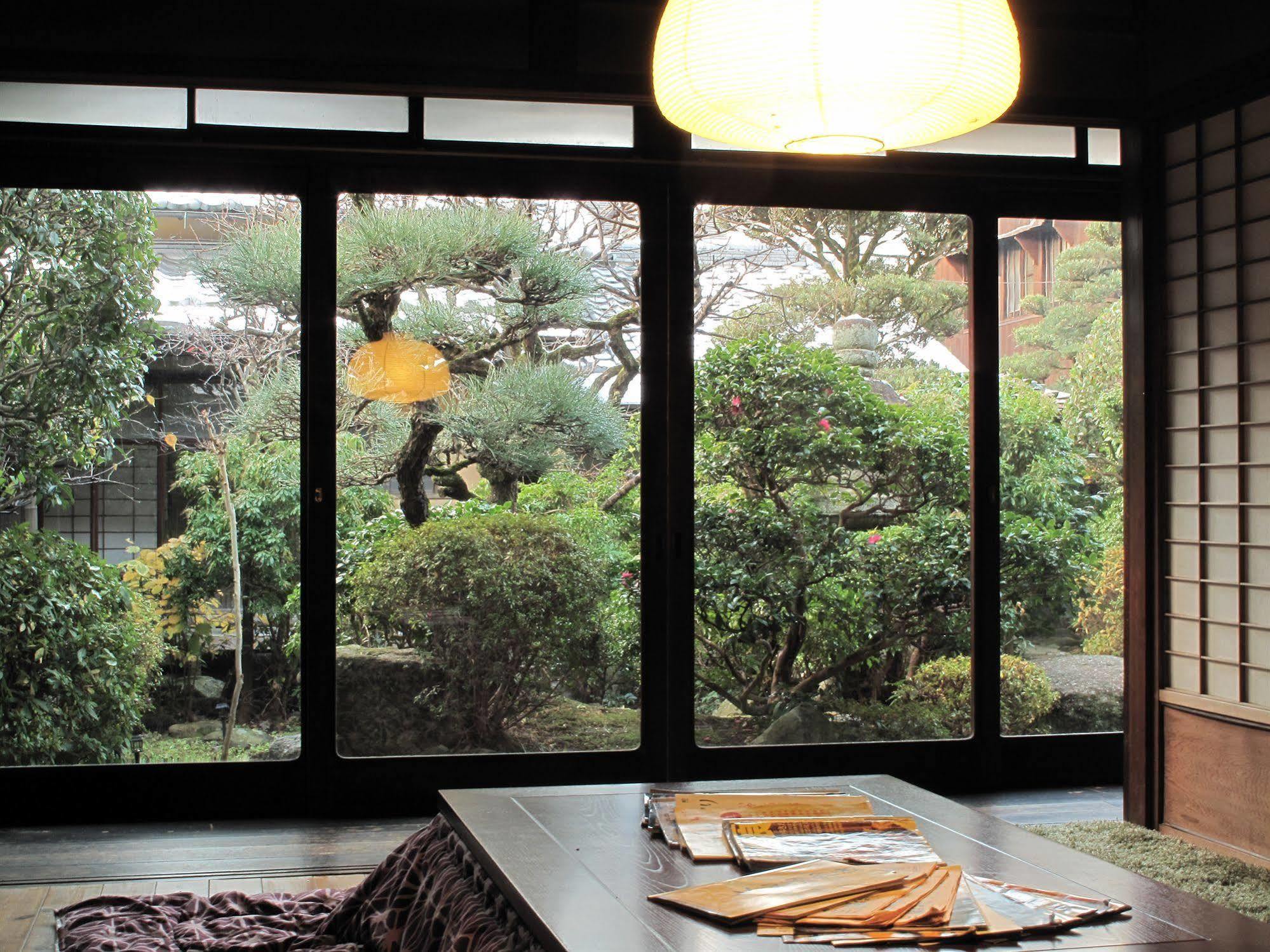 Guesthouse Nara Backpackers Bagian luar foto