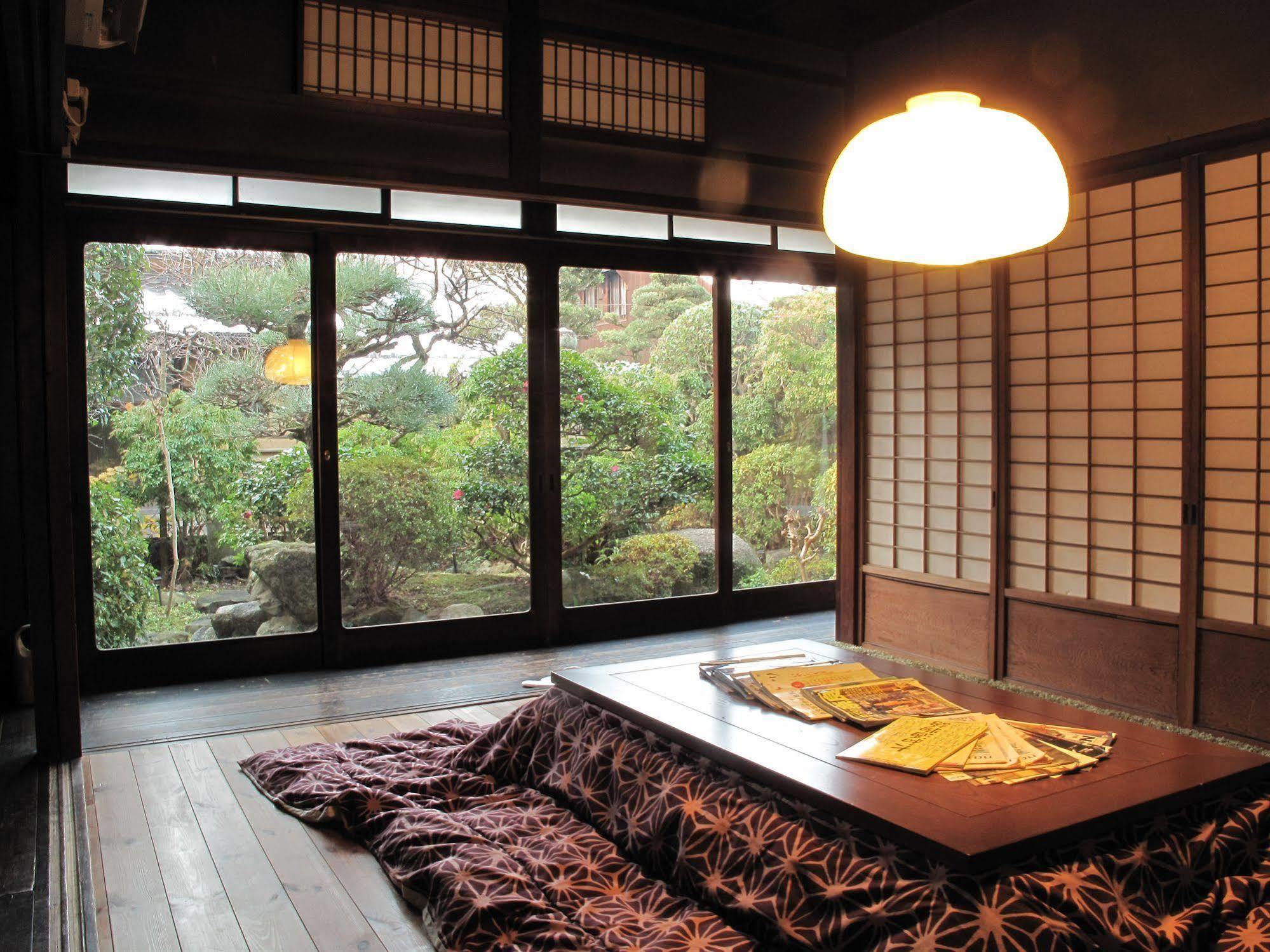 Guesthouse Nara Backpackers Bagian luar foto
